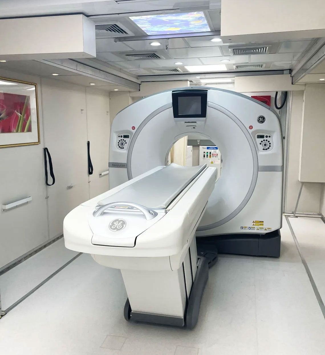 Mobile CT trailer